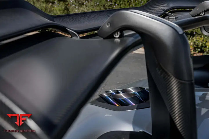 MCLAREN SENNA FORGED WHEELS AND EXHAUST SYSTEM
