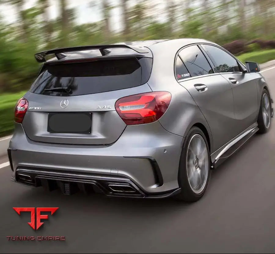 MERCEDES A-CLASS CARBON KIT W176