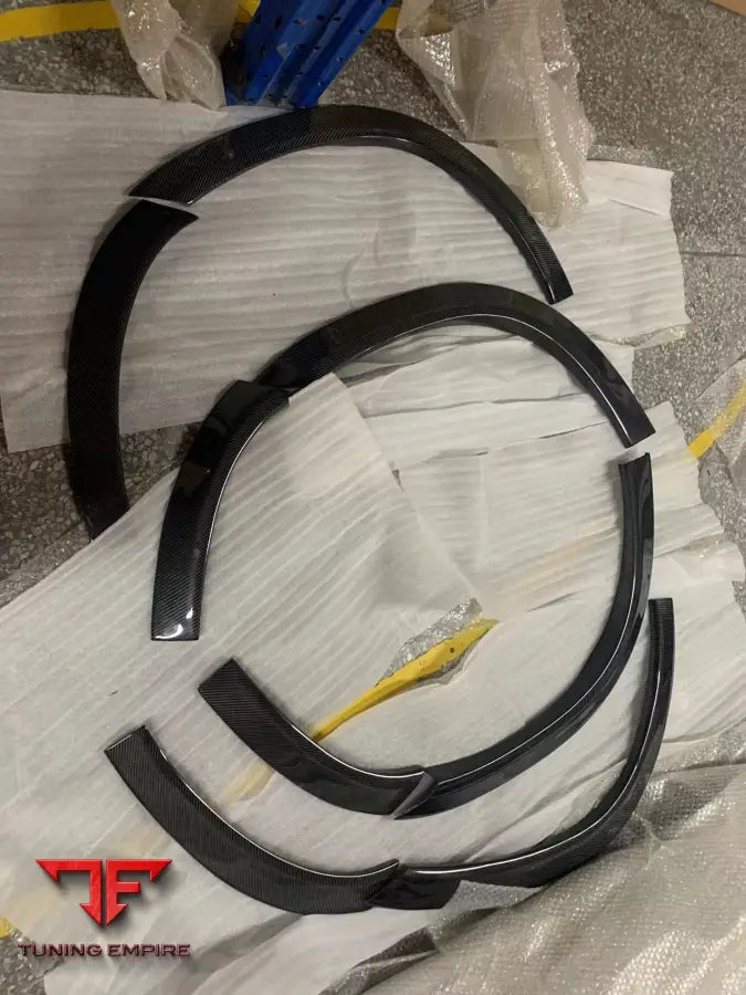 MERCEDES-BENZ AMG GLE 63 COUPE C167 2019 + 900 DRY CARBON BODY KIT