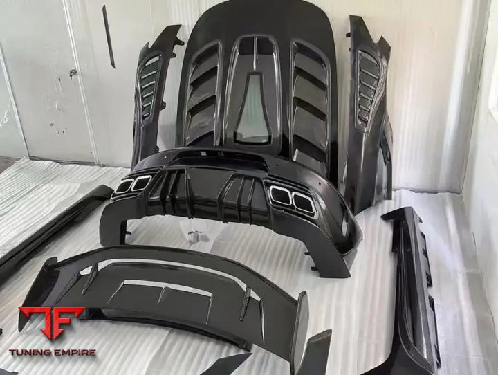 MERCEDES BENZ AMG GT CARBON FIBER BODY KIT