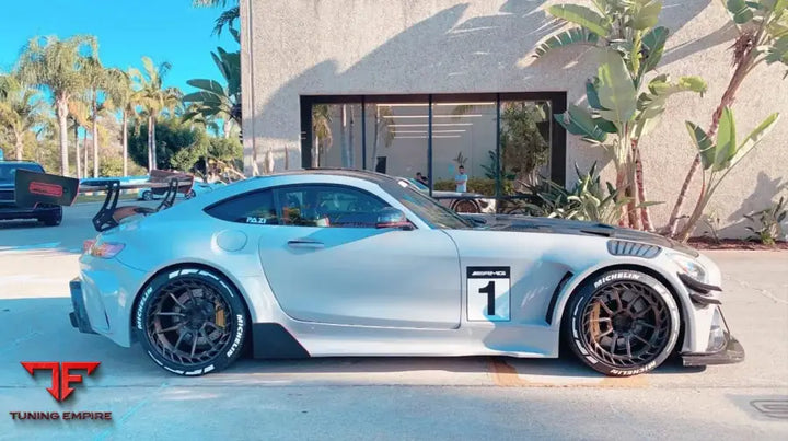 MERCEDES BENZ AMG GT3 STYLE WIDE BODY KIT