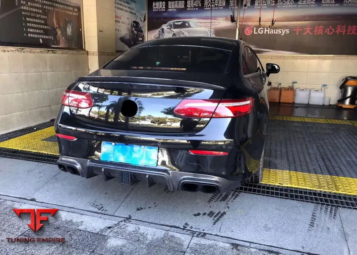 MERCEDES-BENZ C-CLASS C238 C63 E63 2018 + CARBON BODY KIT