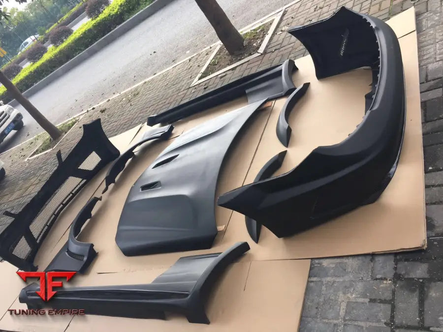 MERCEDES-BENZ C-CLASS C63 W204 C63 BLACK SERIES STYLE BODY KIT