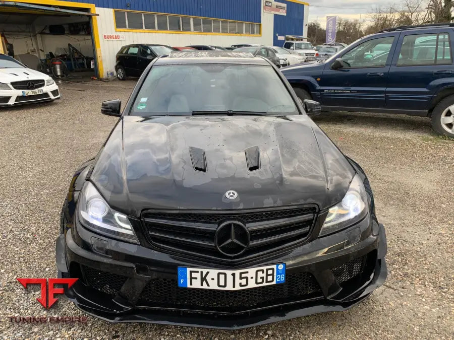 MERCEDES BENZ C CLASS W204 C63 AMG BODY KIT