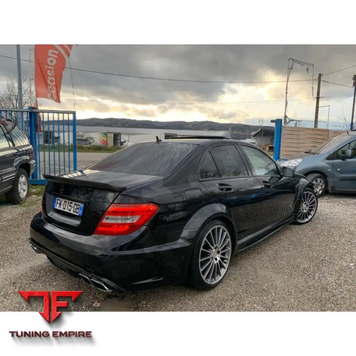 MERCEDES W204 SEDAN - BLACK SERIES WIDE BODY KIT