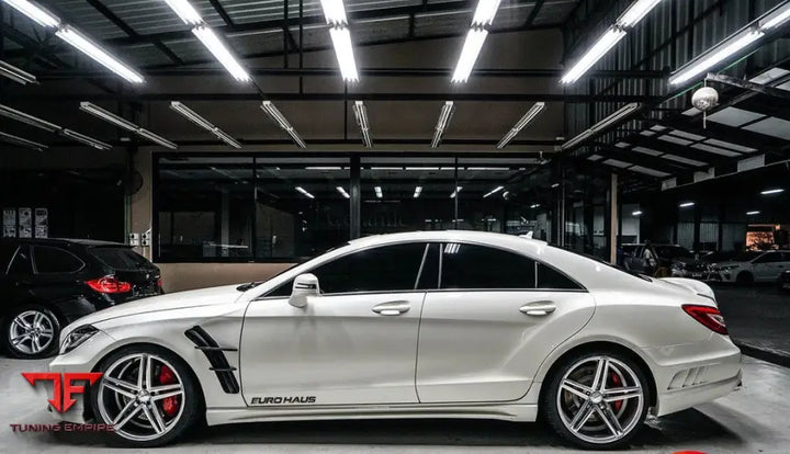 MERCEDES-BENZ CLS CLASS W218 BODY KIT