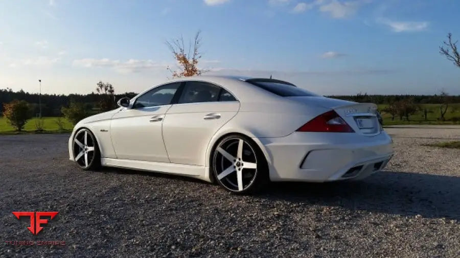 MERCEDES-BENZ CLS W219 AMG BODY KIT