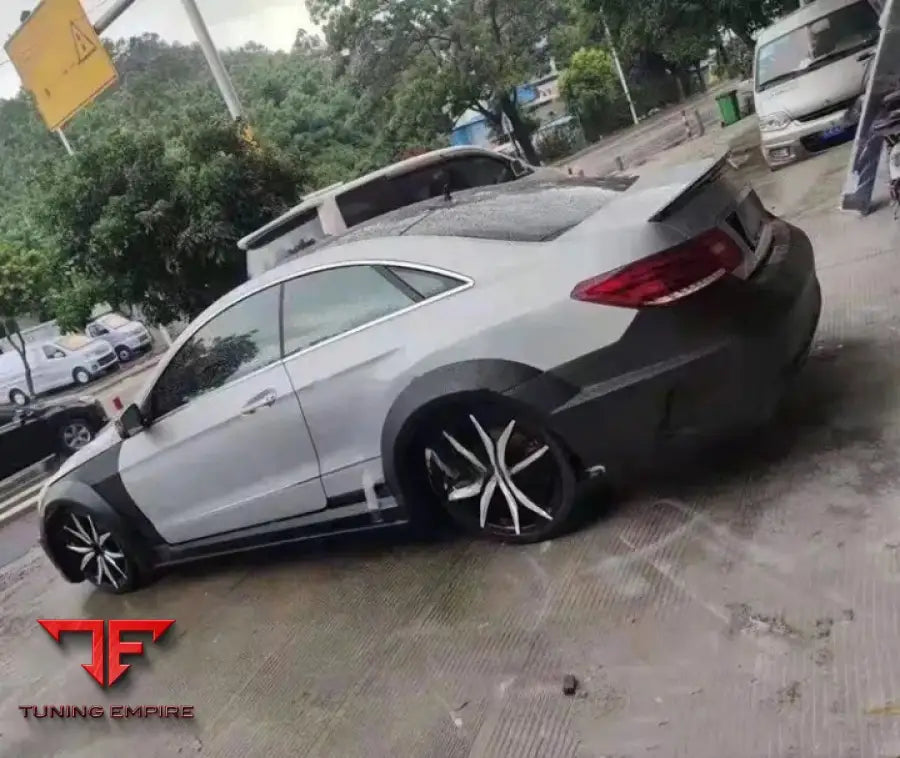 MERCEDES-BENZ E-CLASS C207 W207 2014 + BODY KIT