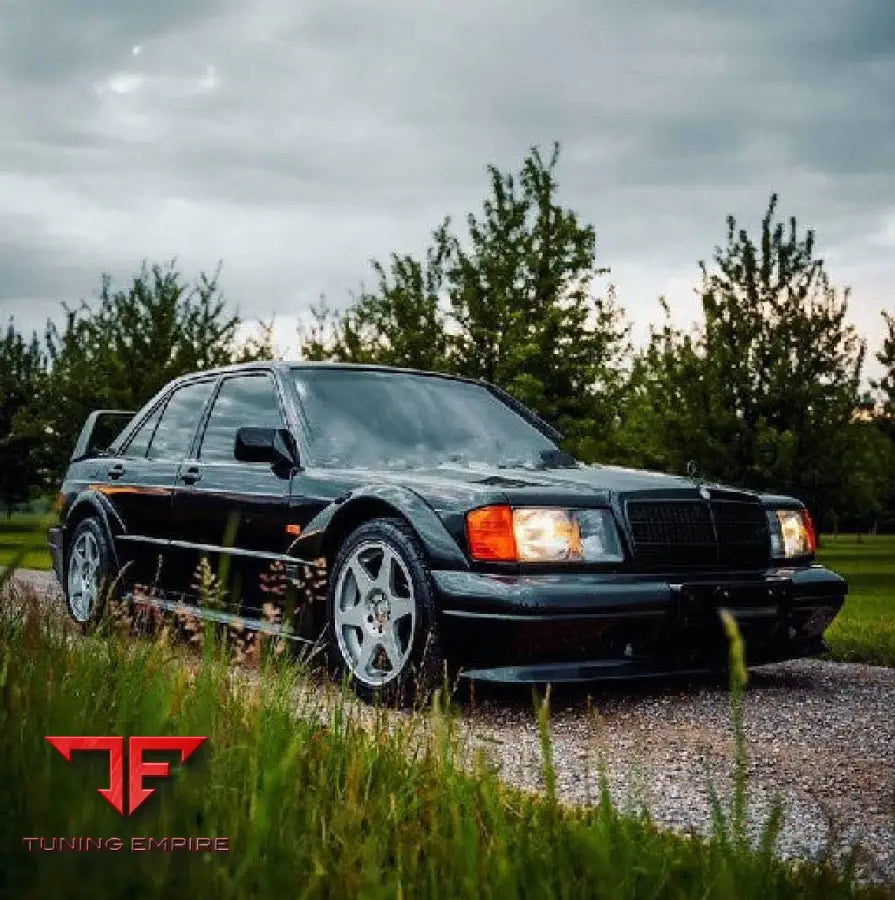 MERCEDES BENZ E-CLASS W124 AMG BODY KIT