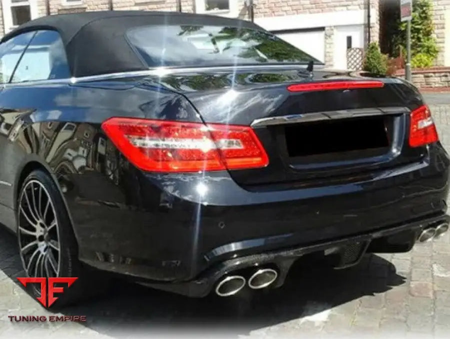 MERCEDES BENZ E CLASS (W207) C207 A207 E63 PRE-FACELIFT CARBON FIBER REAR BUMPER DIFFUSER 2009-2013Y