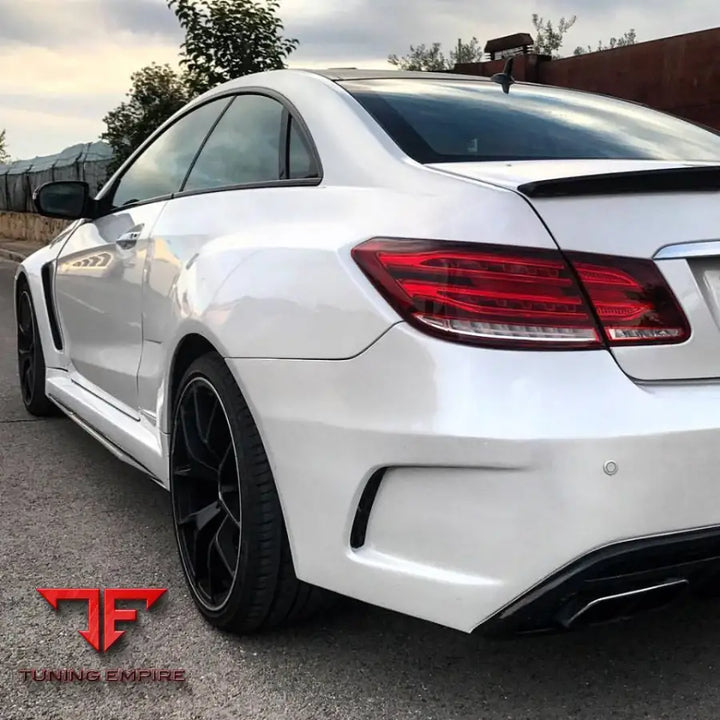MERCEDES-BENZ E CLASS W207 COUPE BODY KIT
