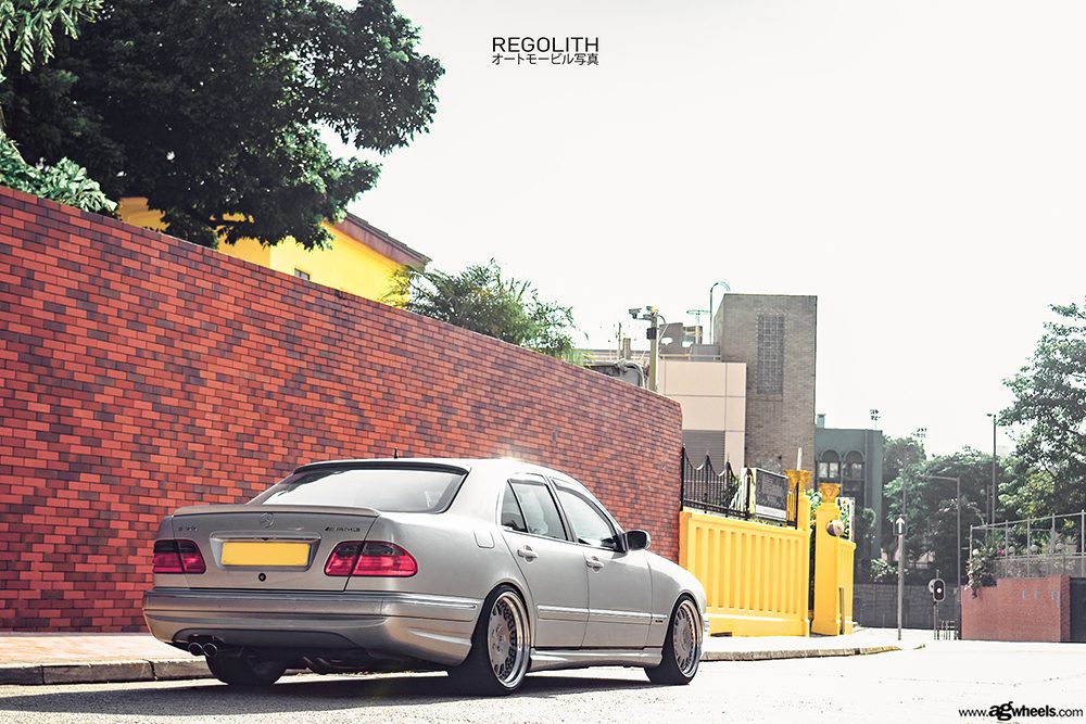 MERCEDES-BENZ E55 AMG on custom forged wheels