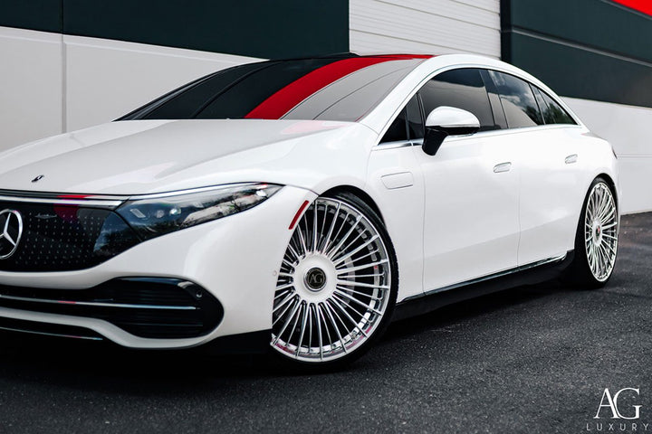 Mercedes-Benz EQS450 on custom forged wheels