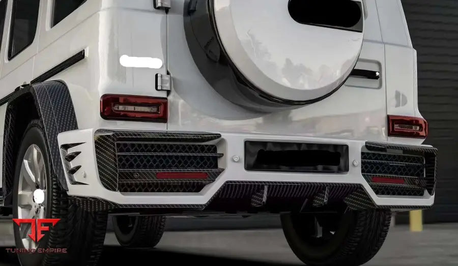 MERCEDES-BENZ G-CLASS 2019 + DRY CARBON BODY KIT