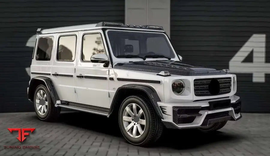 MERCEDES-BENZ G-CLASS 2019 + DRY CARBON BODY KIT