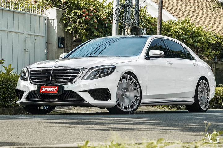 Mercedes-Benz S400 on custom forged wheels