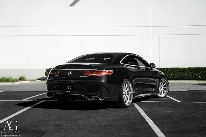Mercedes-Benz S65 AMG on custom forged wheels