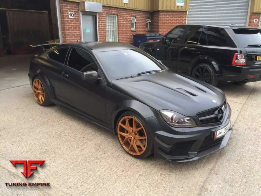 MERCEDES BENZ C CLASS W204 C63 AMG BODY KIT