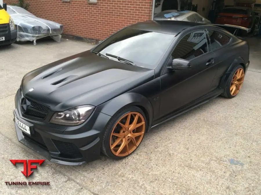 MERCEDES BENZ C CLASS W204 C63 AMG BODY KIT