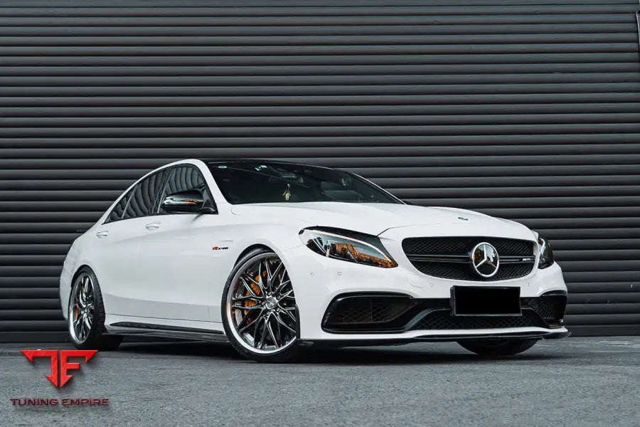 MERCEDES BENZ W205 C63S AMG SEDAN BKSS STYLE CARBON FIBER FRONT LIP BSD