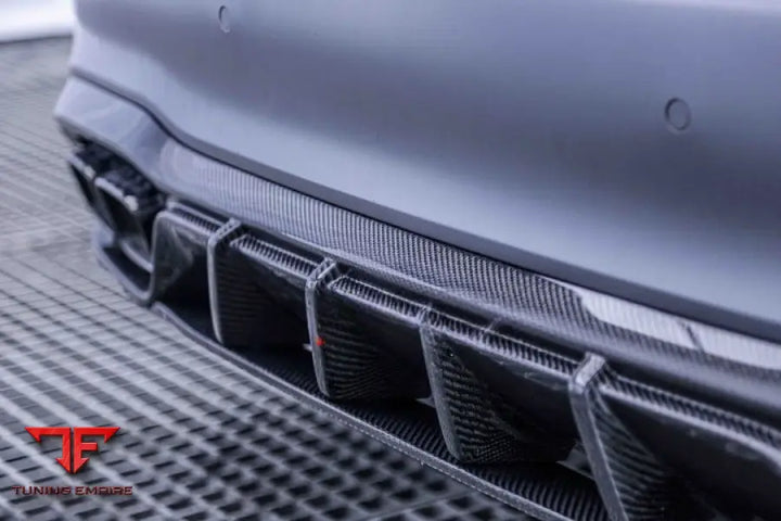 MERCEDES-BENZ W213 E63S AMG 2020 + CARBON BODY KIT