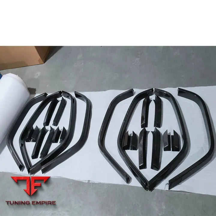 MERCEDES BENZ W464 W463A DRY CARBON FIBER MATERIAL WHEELS ARCHES