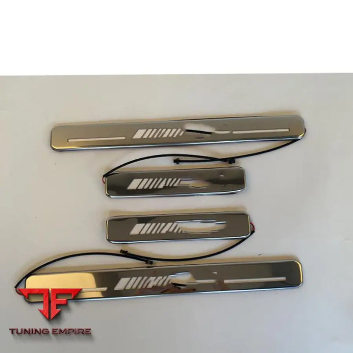 MERCEDES BENZ W464 W463A G500 G550 G63 G400D RUNNING BOARD LIGHT