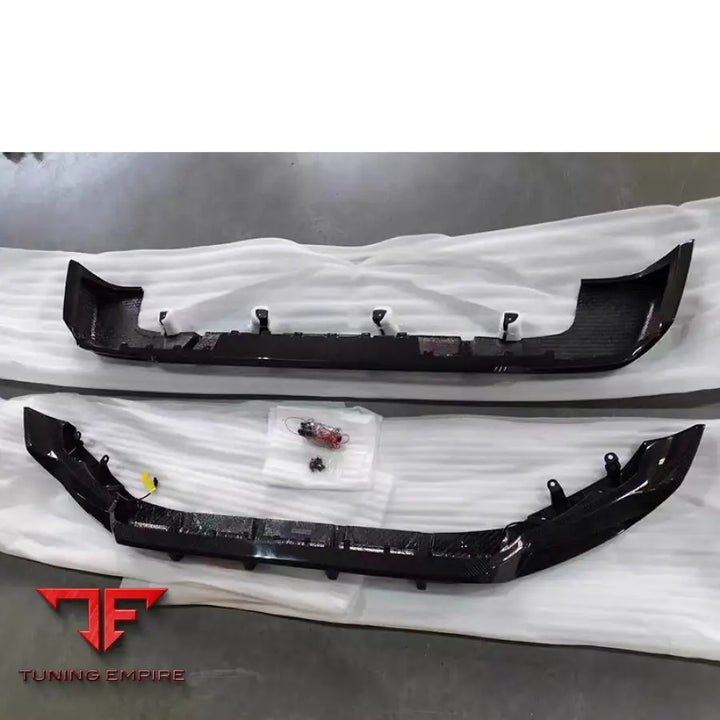 MERCEDES BENZ W464 W463A G63 DRY CARBON FIBER MATERIAL CAR FRONT LIP