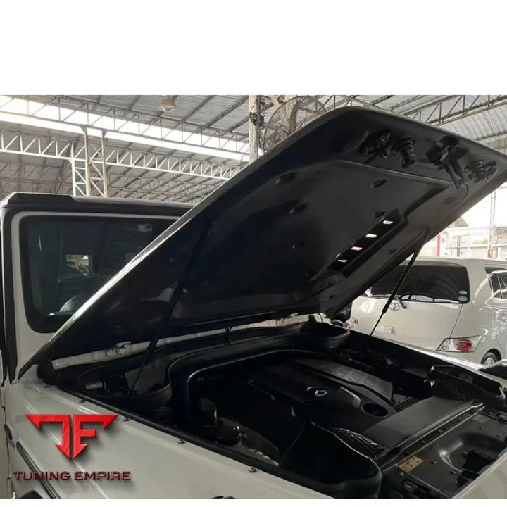 MERCEDES BENZ W464 W463A TP STYLE DRY CARBON FIBER BONNET ENGINE COVER