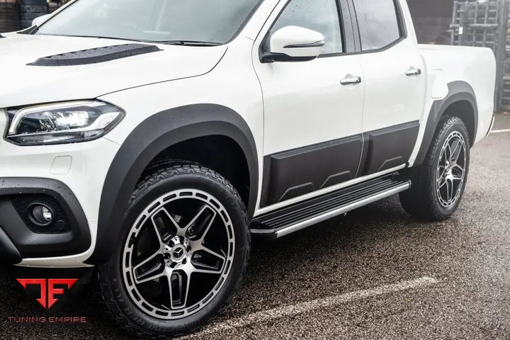 MERCEDES BENZ X-CLASS BODY KIT 2019Y