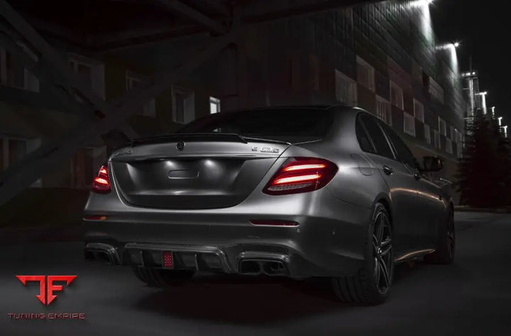 MERCEDES E-CLASS W213 LIMOUSINE - E180 - AMG E43 CARBON BODY KIT