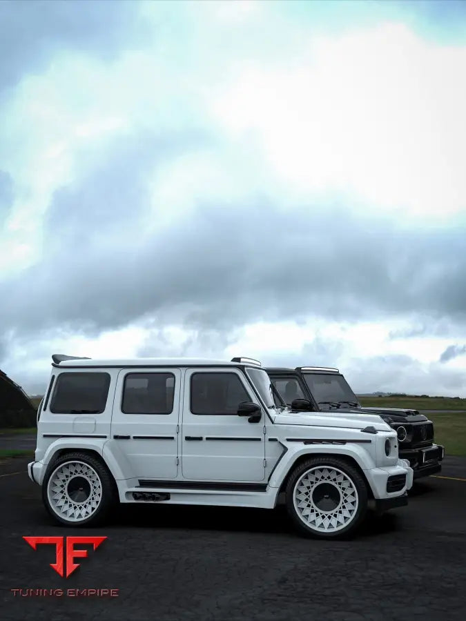MERCEDES G63 AMG ULTRA WIDEBODY KIT