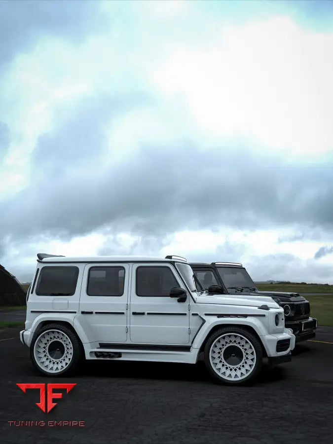 MERCEDES G63 CUSTOM FORGED WHEELS 24’
