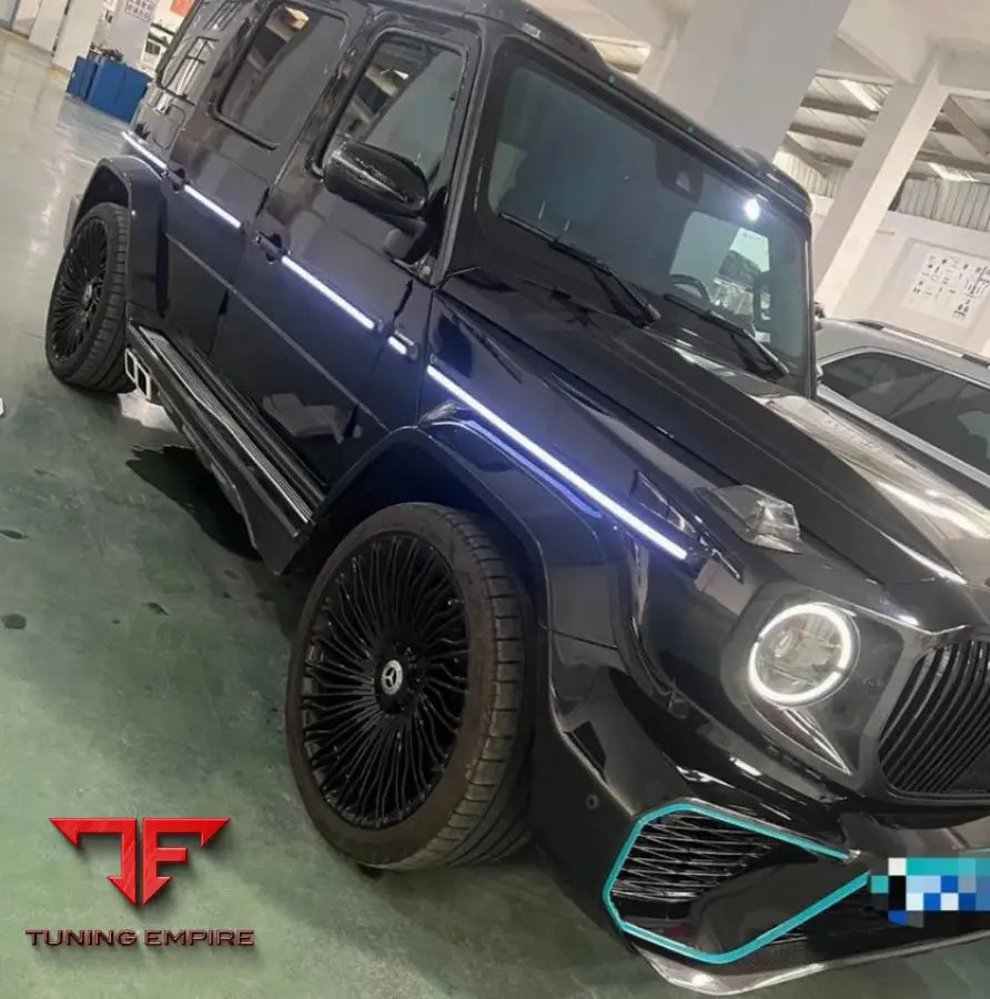 MERCEDES G63 ILLUMINATED SIDE LINE PANELS