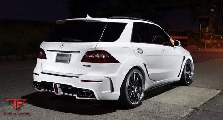 MERCEDES ML63 AMG W164 wide body kit with brake light