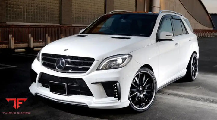 MERCEDES ML63 AMG W166 wide body kit with brake light