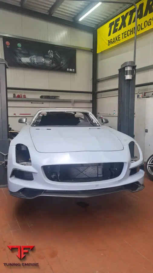 MERCEDES SLS AMG BLACK SERIES STYLE BODY KIT