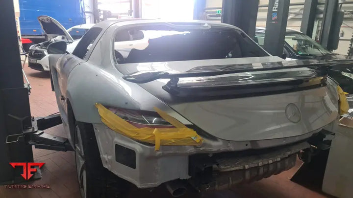 MERCEDES SLS AMG BLACK SERIES STYLE BODY KIT