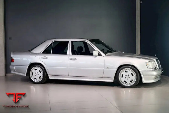MERCEDES W124 SEDAN BUMPER SET + SIDE SKIRTS SPOILER AMG + FULL BODY KIT AMG