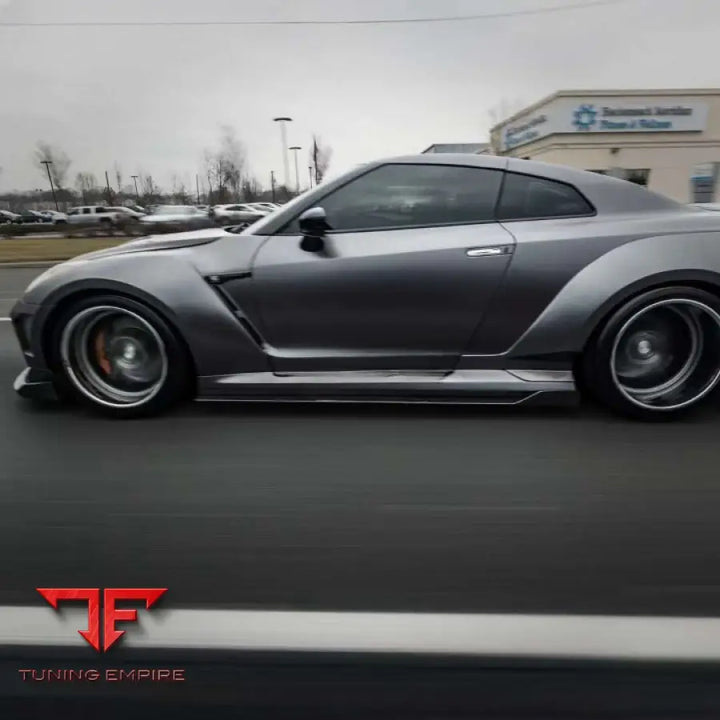 NISSAN GT-R R35 2008 - 2020 CARBON WIDE BODY KIT