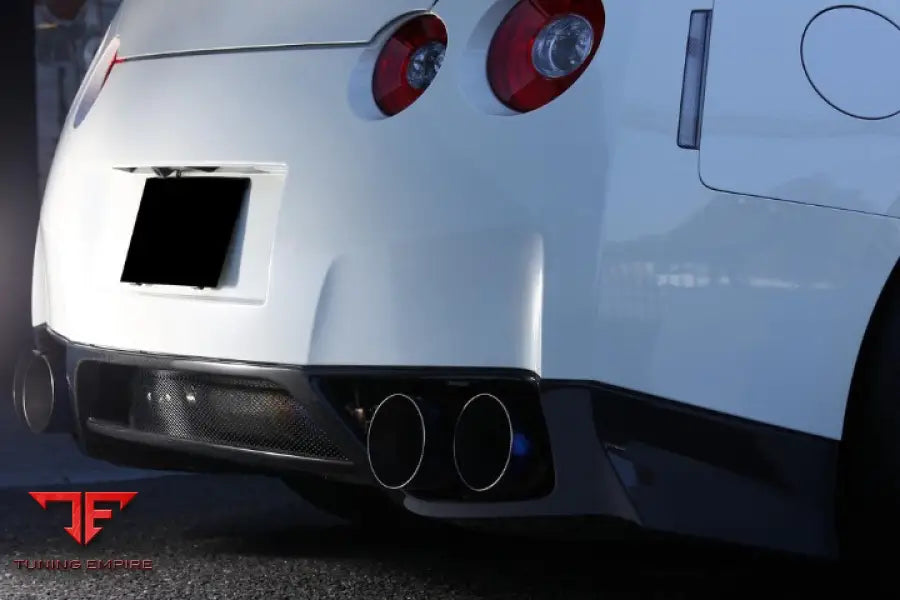 NISSAN GT-R R35 2016 + AUTHENTIC VEILSIDE VER.I BODY KIT