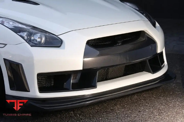 NISSAN GT-R R35 2016 + AUTHENTIC VEILSIDE VER.I BODY KIT