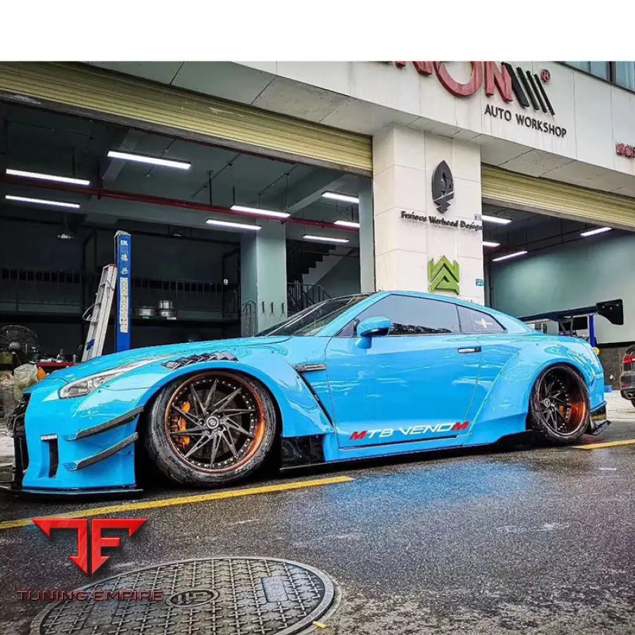 NISSAN GT-R R35 TO LB STYLE CARBON FIBER PARTS