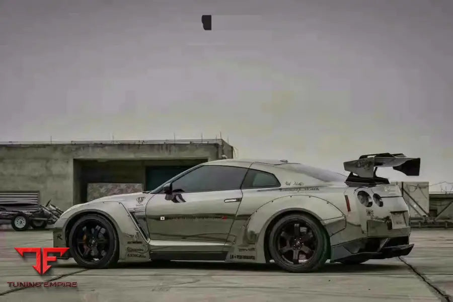 NISSAN GT-R WIDEBODY KIT