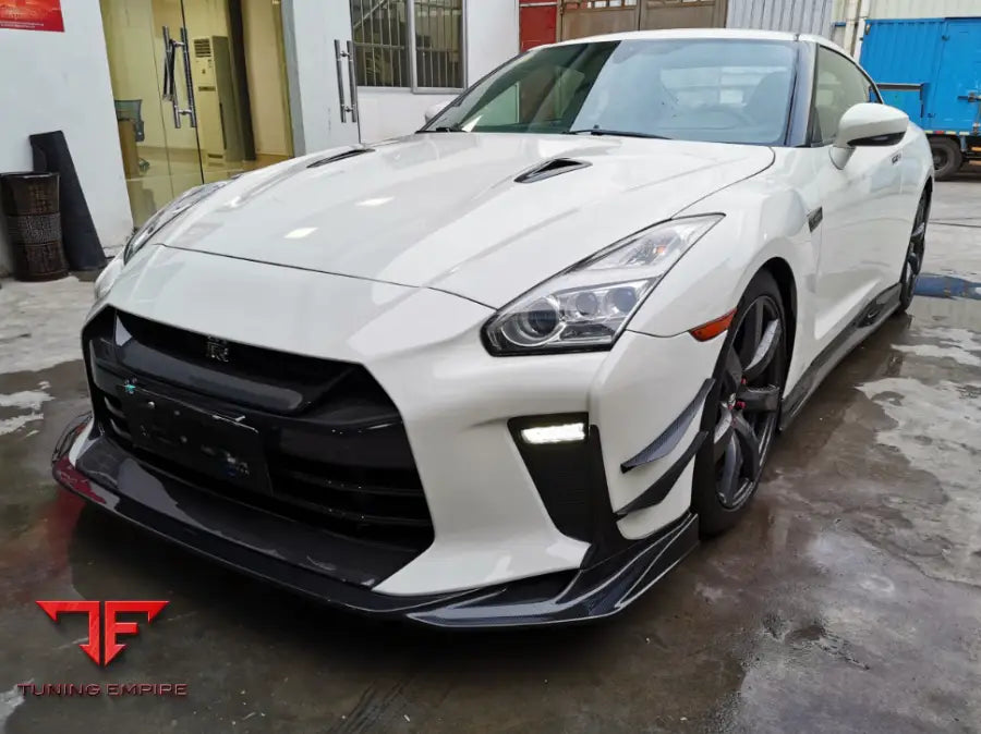 NISSAN GTR R35 CARBON BODY KIT