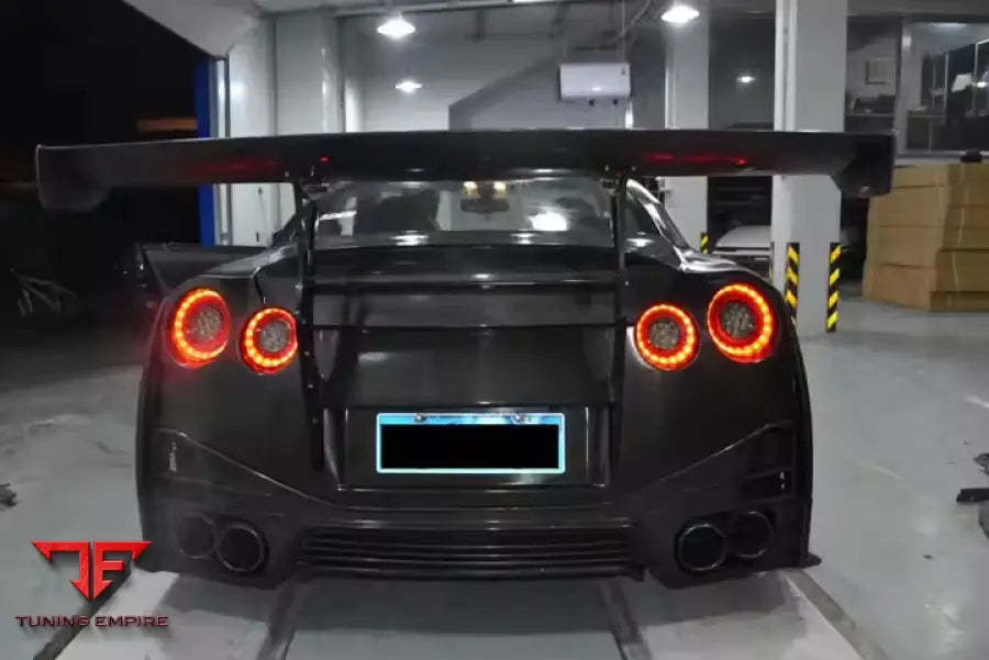 NISSAN GTR R35 CARBON FIBER BODY KIT