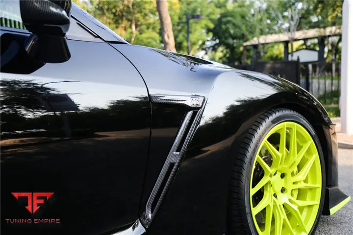 NISSAN GTR R35 CBA/DBA/EBA CARBON FIBER FENDER VENTS BSD