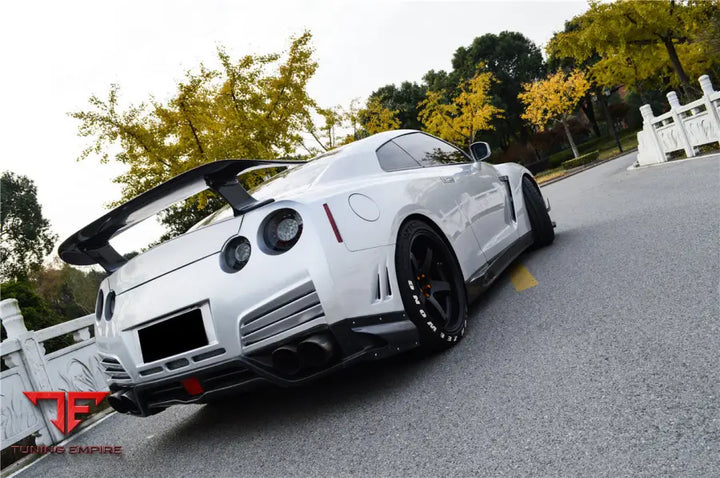 NISSAN GTR R35 CBA/DBA/EBA ESP STYLE TRUNK SPOILER BSD