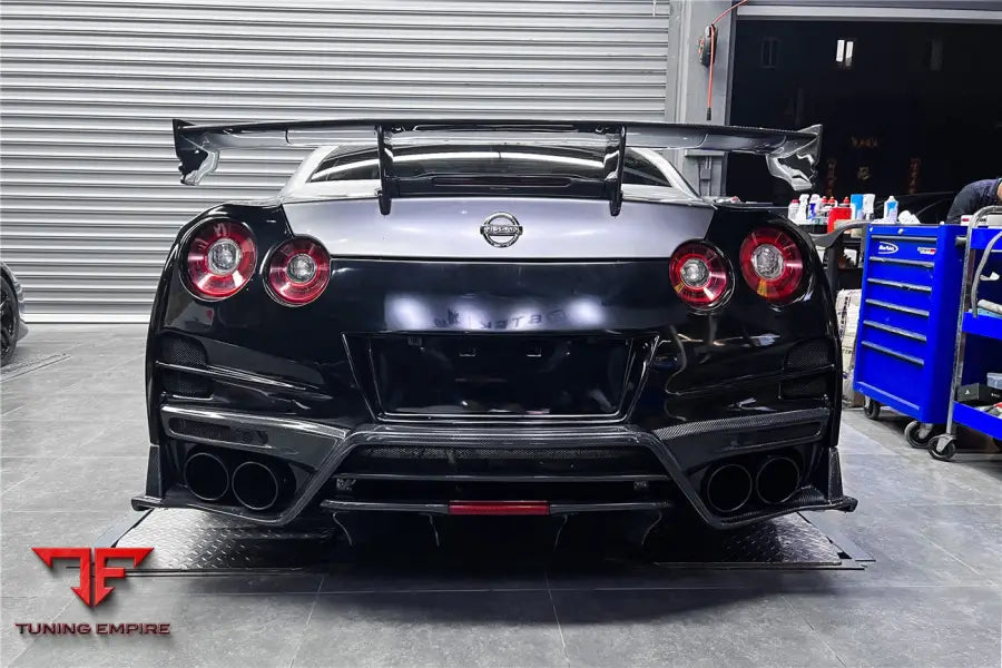 NISSAN GTR R35 CBA/DBA/EBA TS STYLE REAR BUMPER W/ DIFFUSER & FINS BSD