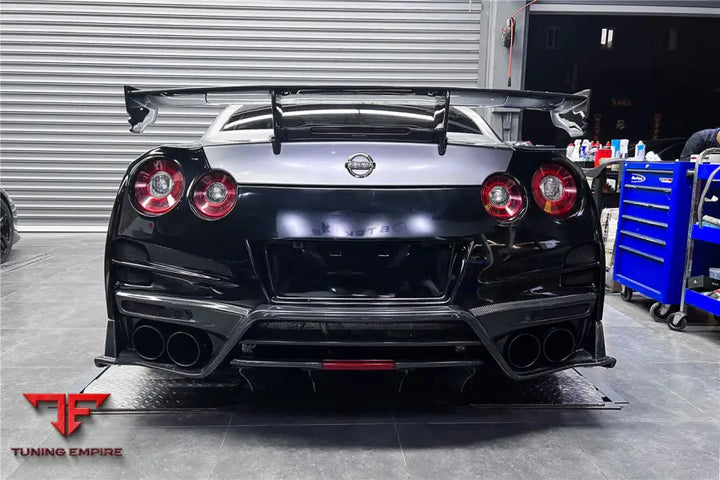 NISSAN GTR R35 CBA/DBA/EBA TS STYLE REAR BUMPER W/ DIFFUSER & FINS BSD